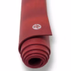 111091672_pro71-rootle_white_014.avif Коврик для йоги Manduka PRO Root LE 6mm