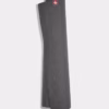 135021077-mats-eko5mm-charcoal-01-grey-bkgd-low-res.avif Saltea Yoga Manduka eKO Charchoal 5 mm