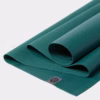 136011_eko-sl-71-cascade_04.avif Saltea Yoga Manduka eKO SuperLite Travel Cascade 1,5 mm
