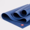 2132md-pro-71-111011p00-mats-odyssey_04-1300x1300-1-e1718606668972-scaled-1.avif Saltea Yoga Manduka PRO Odyssey 6mm
