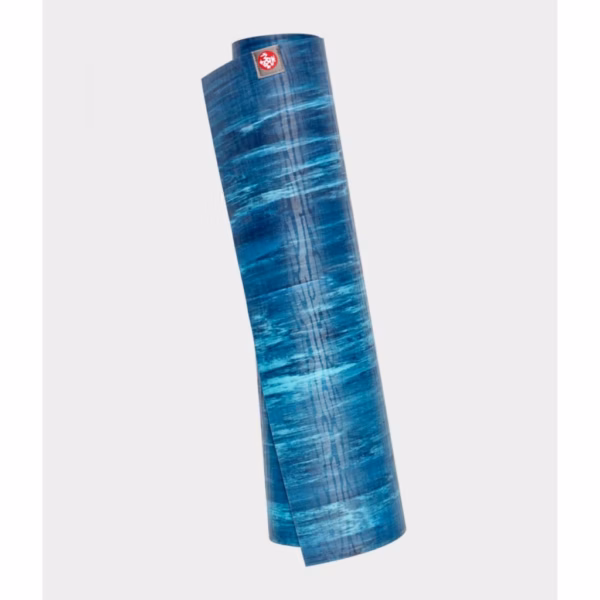 eko-135051255-mats-q518-pacificbluemarbled-01-1300x1300-1-scaled-1.avif Saltea Yoga Manduka eKO Pacific Blue 5 mm