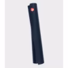 protravel-new-mats-midnight-01-digital-1300x1300-3-scaled-1.avif Saltea Yoga Manduka PRO Midnight 2,5 mm