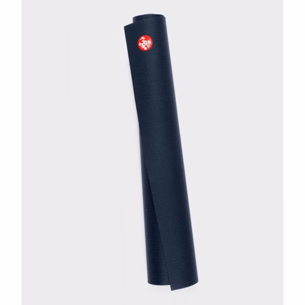 protravel-new-mats-midnight-01-digital-1300x1300-3-scaled-1.avif Saltea Yoga Manduka PRO Midnight 2,5 mm