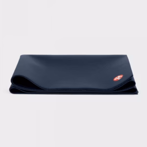 protravel-new-mats-midnight-02-digital-1300x1300-1-e1718619141167-scaled-1.avif Saltea Yoga Manduka PRO Midnight 2,5 mm