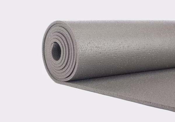yoga-mat-rishikesh-premium-60-taupe3-scaled-1.avif Saltea Yoga Bodhi Rishikesh Premium 60 Grey